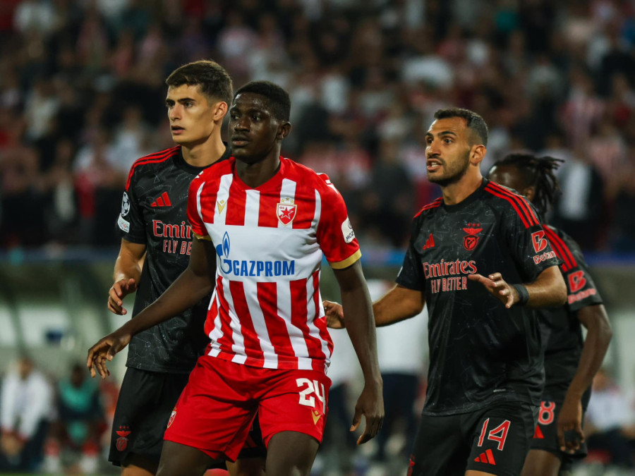 Ivaniću je potrebna podrška: Mića protiv Benfike pokazao klasu, Zvezda je od Silasa dobila 10.000.000 ničega!