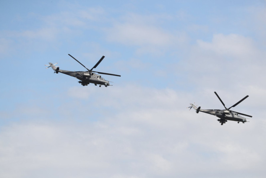 Vučić najavljuje revoluciju u naoružanju – oružje jače od Hajmarsa stiže u Srbiju! "Proizveli smo prvih 1.000 komaraca" (FOTO)