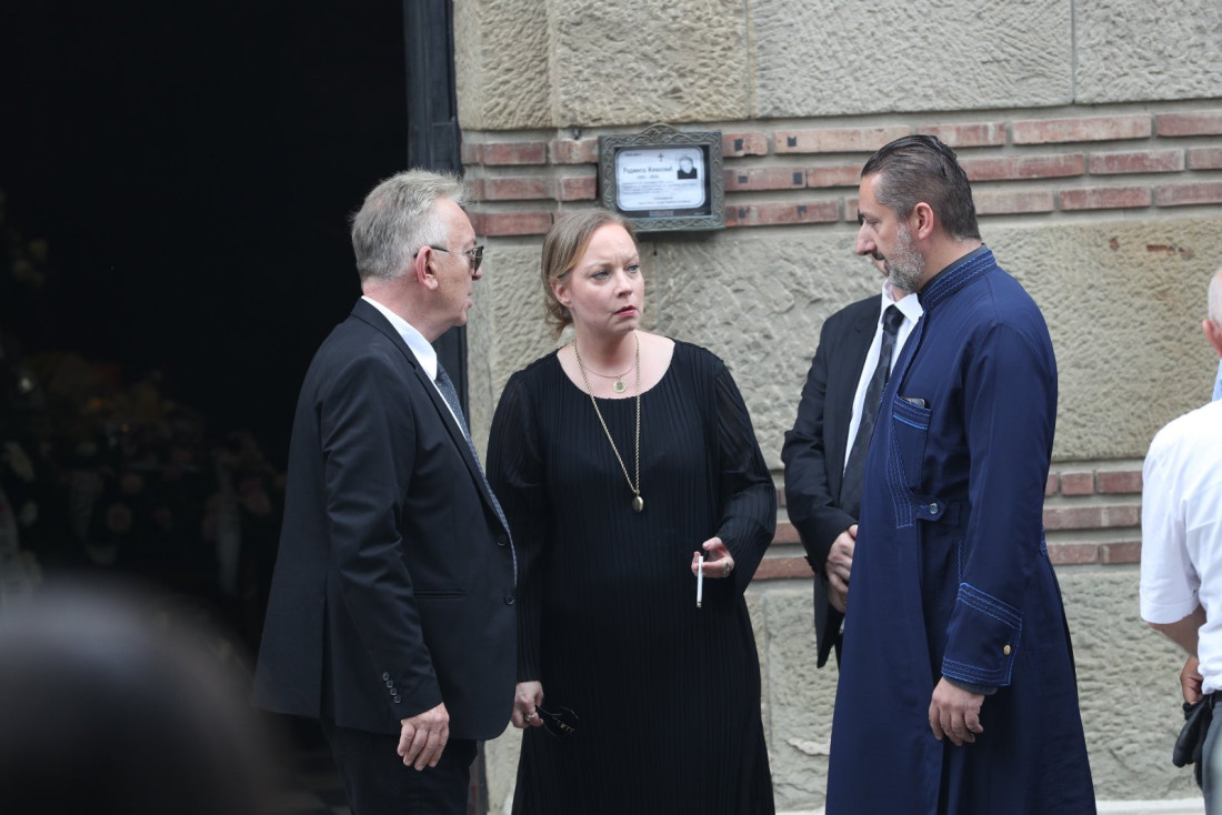 Glumica Bojana Bambić grca u suzama! Prvi put o smrti majke Radmile Živković: Mirnija sam i nemam brigu!