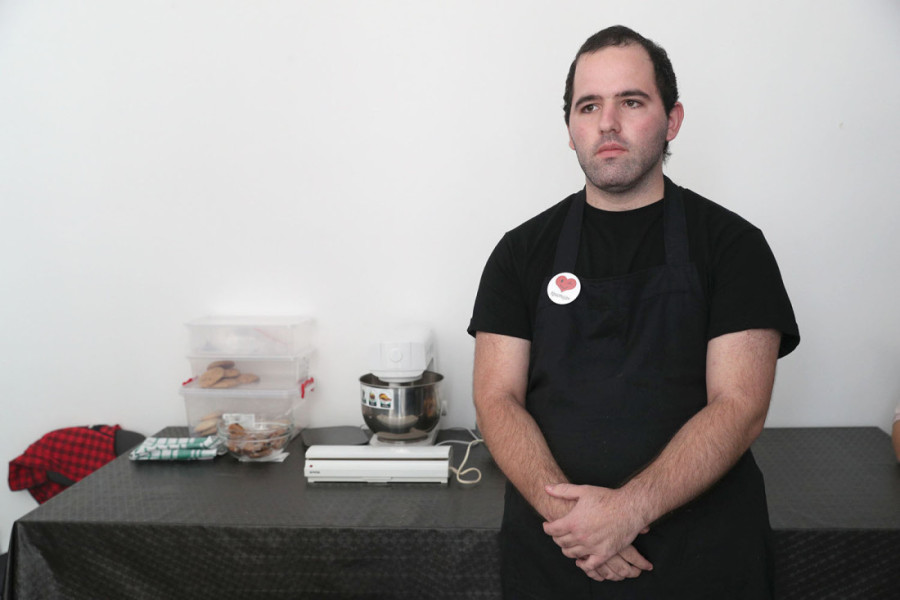 Posetili smo kafić u kom srce jače kuca, a osmeh se ne skida sa lica: Ovo vraća veru u ljude  (FOTO/VIDEO)