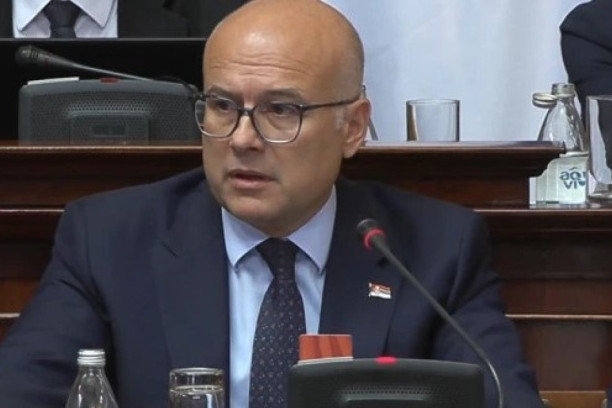 Rekordan budžet za poljoprivredu, zdravstvo i odbranu! Premijer Vučević: O ovome smo mogli samo da sanjamo