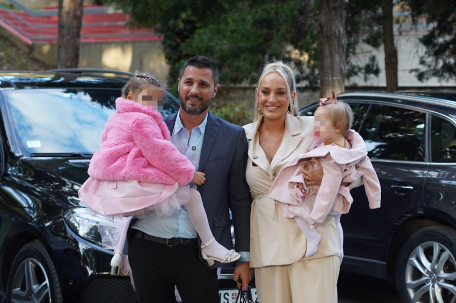 Luna Đogani otvorila dušu o najtežem periodu u životu: Sve me je pogađalo, osećala sam se kao ružno pače!