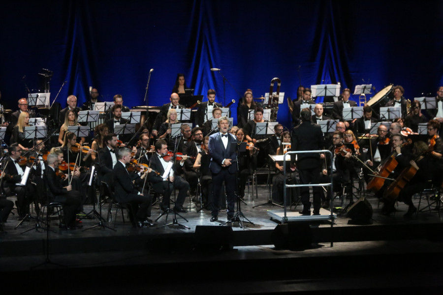 Višeminutne ovacije, burni aplauzi, povici oduševljenja i tri bisa: Spektakularnim nastupom Jonasa Kaufmana otvoren 56. Bemus (FOTO/VIDEO)