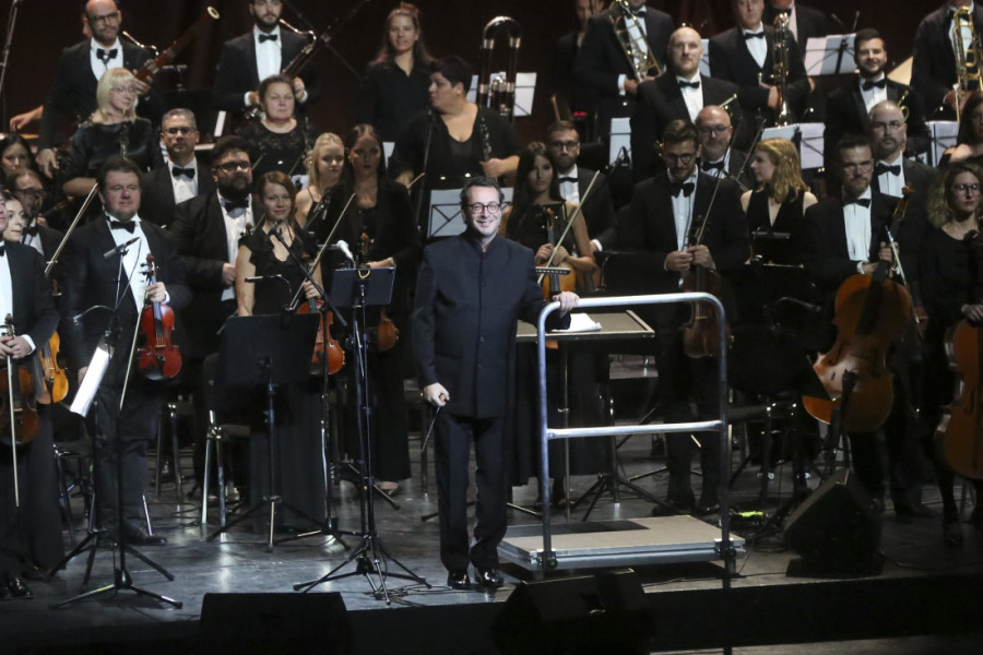 Višeminutne ovacije, burni aplauzi, povici oduševljenja i tri bisa: Spektakularnim nastupom Jonasa Kaufmana otvoren 56. Bemus (FOTO/VIDEO)