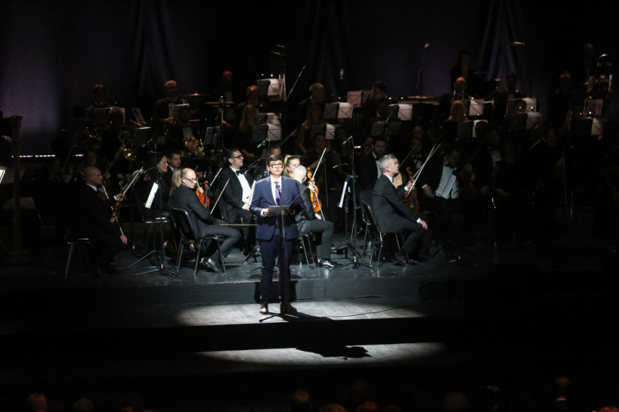 Višeminutne ovacije, burni aplauzi, povici oduševljenja i tri bisa: Spektakularnim nastupom Jonasa Kaufmana otvoren 56. Bemus (FOTO/VIDEO)