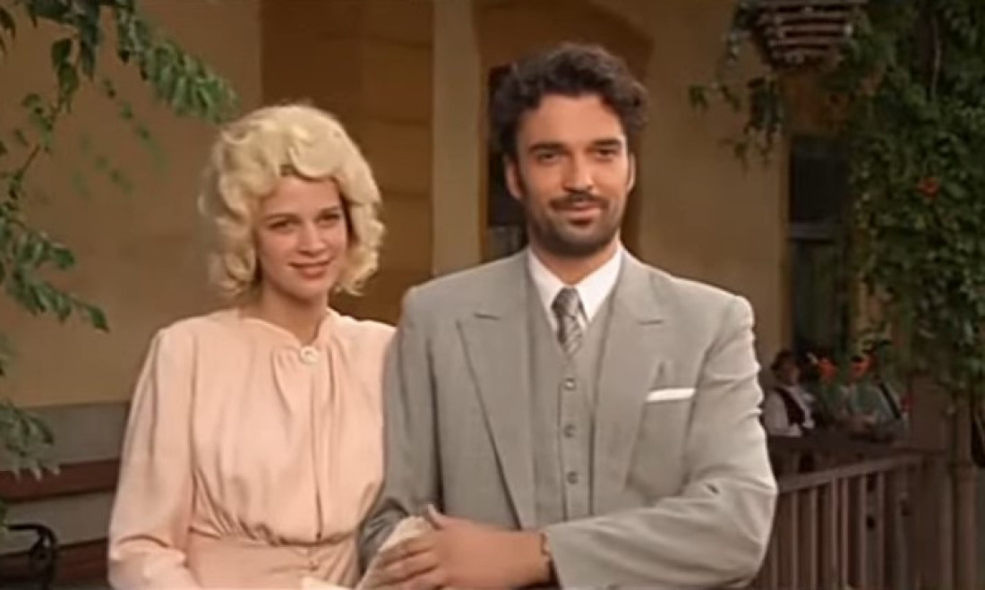 "Mislim da je moj srpski sada bolji, vežbam!" Neda iz „Greha njene majke" bila na meti podsmeha, sada ponovo šokirala izjavom