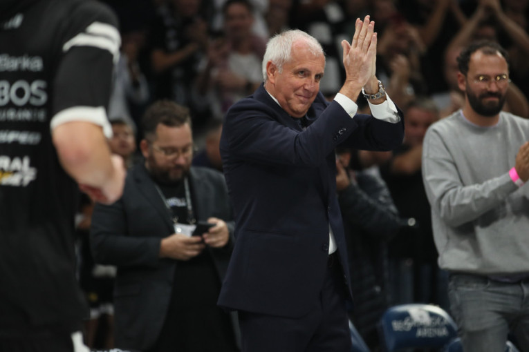 Partizan ne može bez drame: Crno-beli bolji od Bajerna punoj Areni, Grobari klicali Sterlingu Braunu!