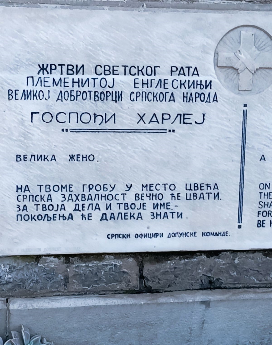 Ona je jedina Britanka na Zejtinliku na čijem grobu postoji posveta na srpskom: Katarina je rizikovala svoj život za srpske vojnike! (FOTO)