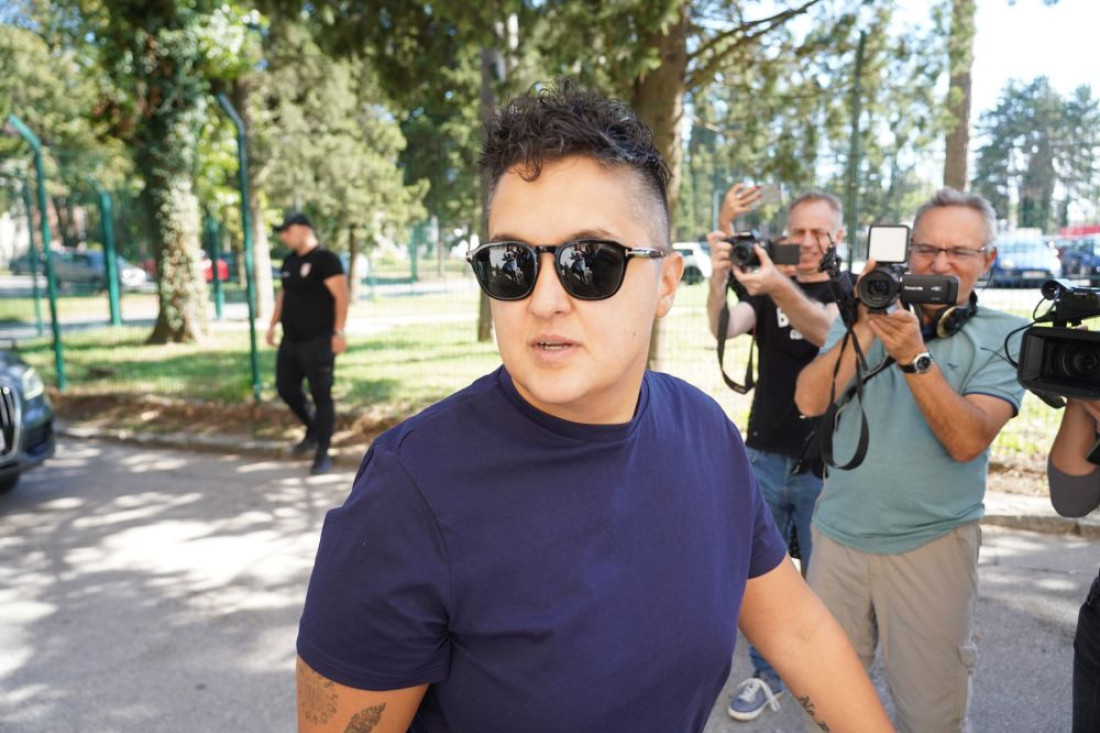 Zašto nas privlače tuđe greške? Psiholog otkrio odakle dolazi toliki interes javnosti za situaciju Milice Todorović (VIDEO)