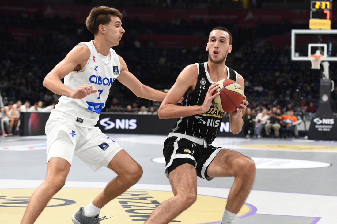 Žoc predstavio nove crno-bele bebe! Hajlajtsi Partizanove demonstracije sile protiv Cibone u FULL HD! (VIDEO)