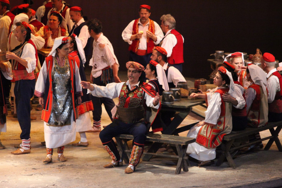 Čuvena komična opera "Ero s onoga svijeta" u Narodnom pozorištu: Spektakularna i urnebesna ljubavna priča (FOTO)