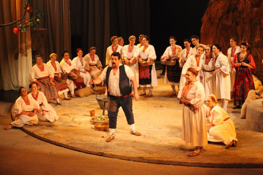 Čuvena komična opera "Ero s onoga svijeta" u Narodnom pozorištu: Spektakularna i urnebesna ljubavna priča (FOTO)