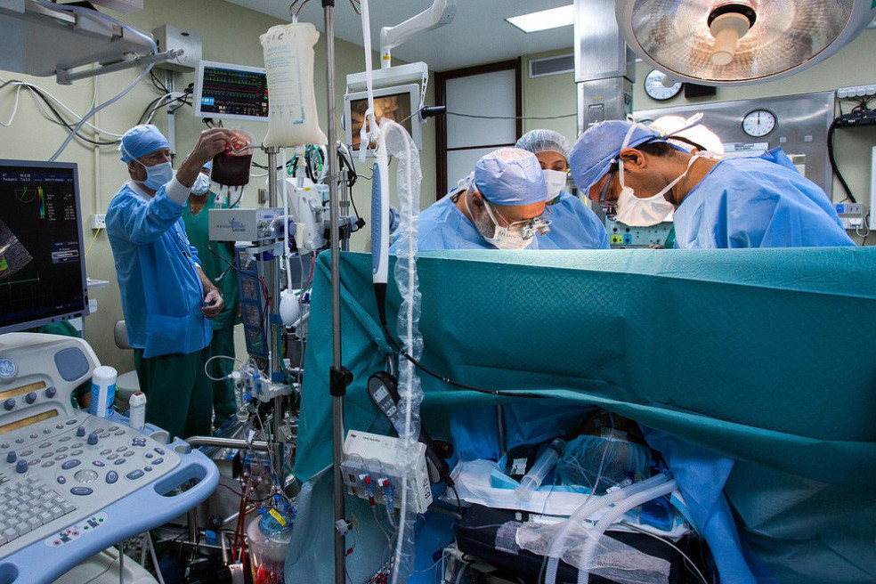 RHMZ upozorava: Večeras olujni udari vetra, kiša i pad temperature!