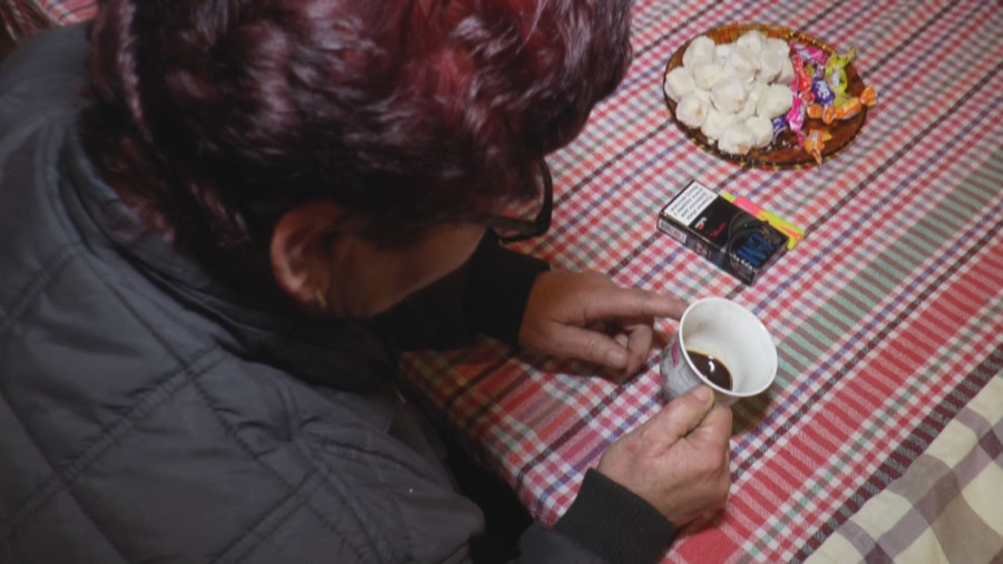 Srpska sela pravi su "info biro": Kad žene zasednu nema teme koju ne pretresu, ali one tračeve ne prodaju već ih dele džabe