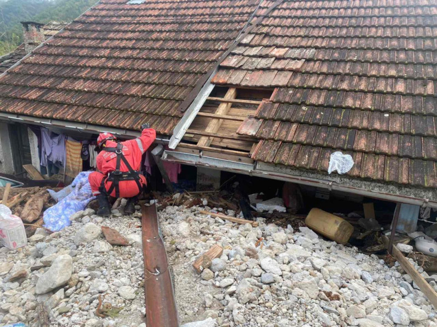 Jeza, strepnja, nada! Nastavljena potraga za nestalima u poplavama, ovo su najnovije informacije o stanju u Jablanici