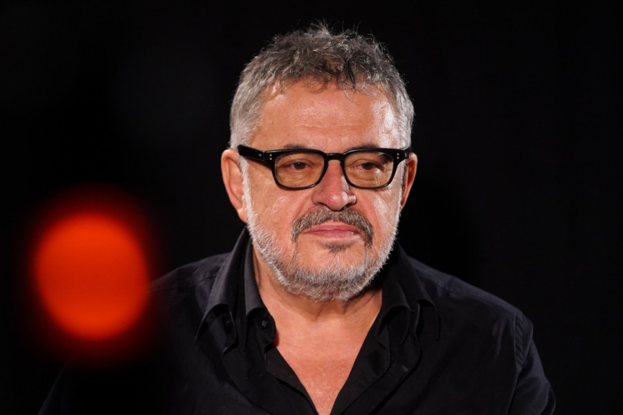 Ona je u vezi sa gotovo svim muškarcima: Čarolija Krležine rečenice u predstavi "Šarlota Kasteli" (FOTO/VIDEO)