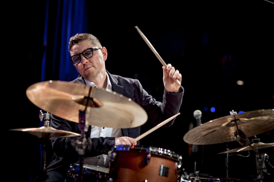 Višestruki dobitnici Gremija i najtraženiji džezeri sveta na Novosadskom džez festivalu: Spektakl na sceni SNP (FOTO)