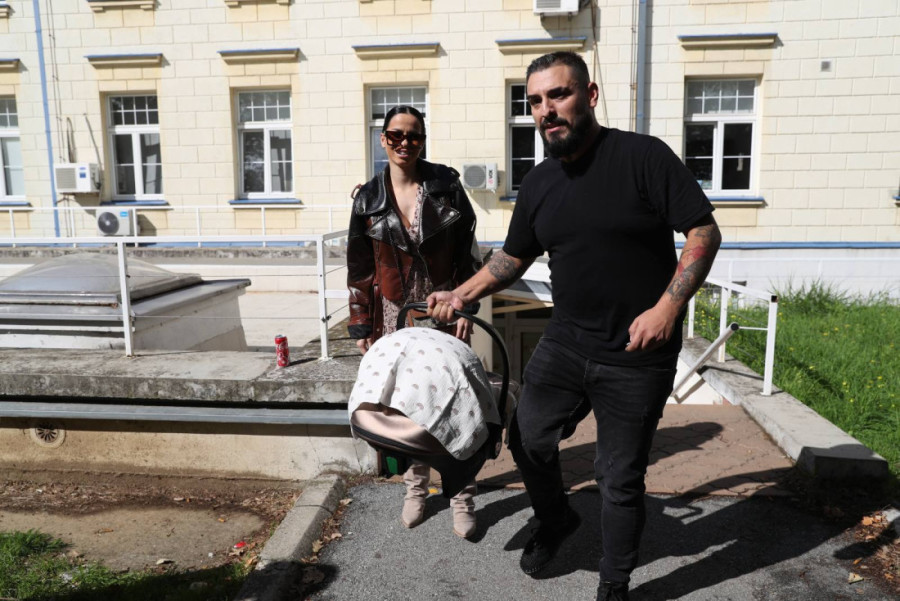 Darko Lazić ovako udovoljava supruzi Katarini: Pohvalila se na društvenim mrežama, pevač ovo do sada nikad nije uradio