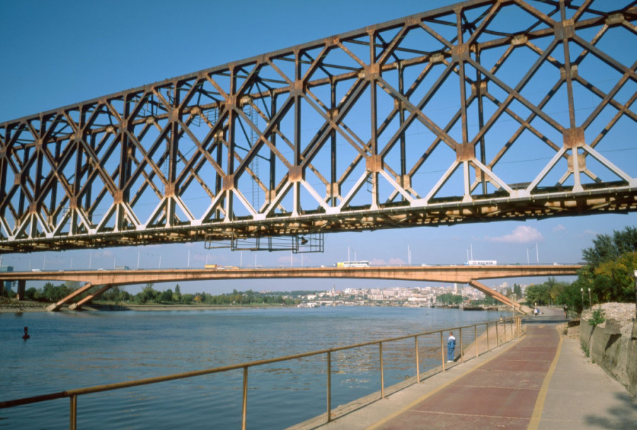 Istorija beogradskih mostova: Simboli grada koji spajaju obale naše prestonice  (FOTO)