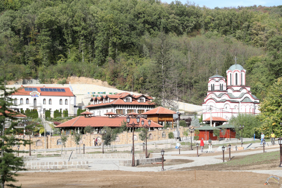 U manastiru Tumane danas presvlačenje moštiju Svetog Zosima