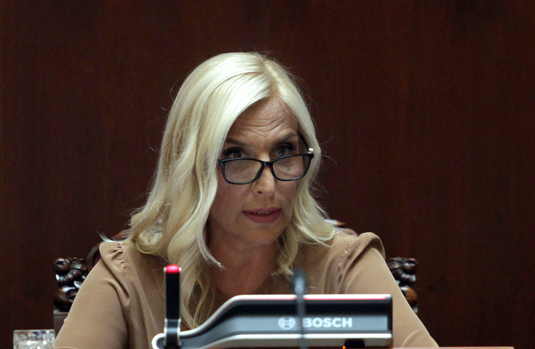 Ministarka Popović oštro osudila prizivanje smrti predsednika Vučića