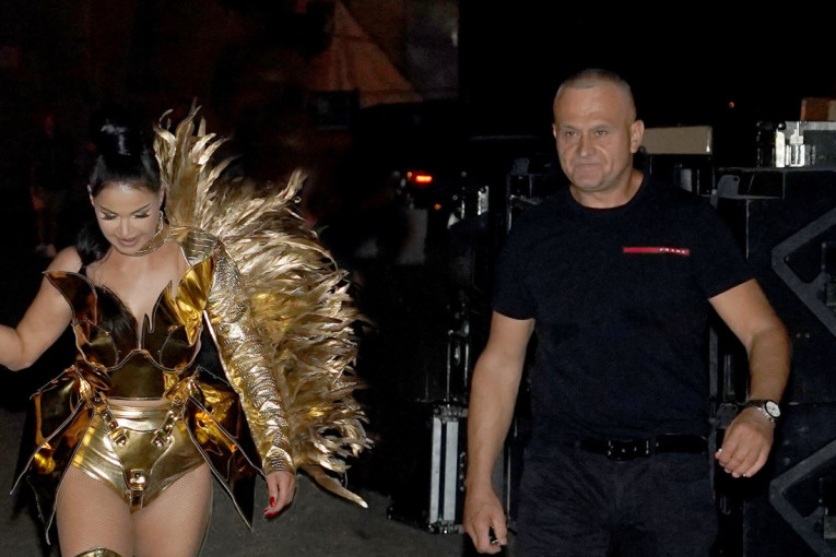 Tina i Zvezdan imali su dve velike svađe! Pevačica muža izbacila iz kuće: "Sram te bilo, oženjen čovek!"