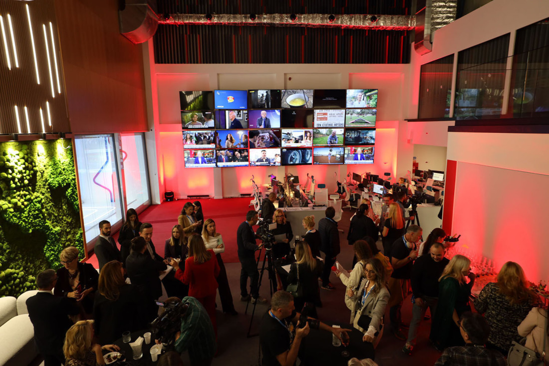 Newsmax Balkans donosi revoluciju: Prva 4K televizija u regionu počela sa emitovanjem! (FOTO/VIDEO)