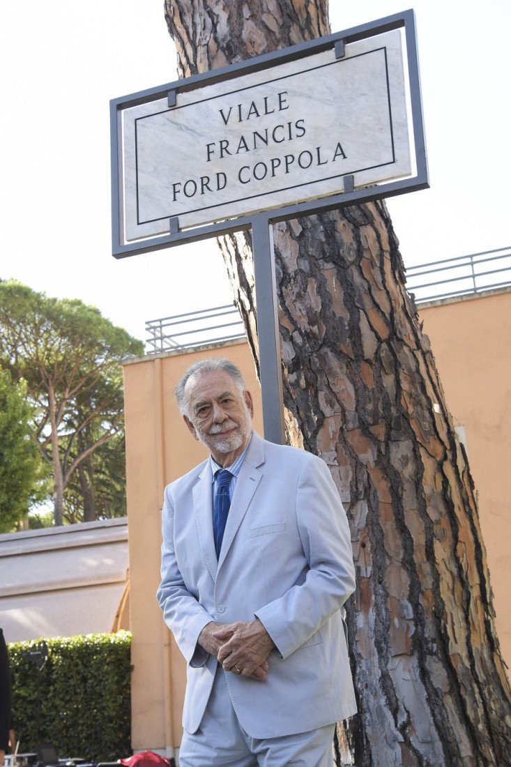 Frensis Ford Kopola dobio ulicu i ključeve čuvenog italijanskog studija gde je snimao "Kuma": Blizu sam smrti ali još želim da radim (FOTO)