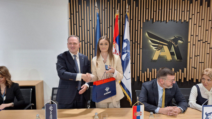 U vazduhu se oseća promena: "Er Srbija" započinje obuku mladih pilota i pilotkinja!