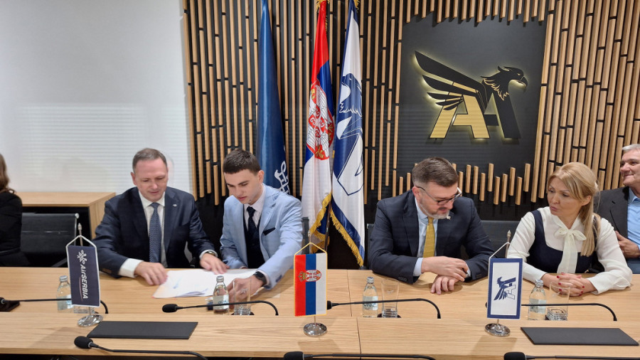 U vazduhu se oseća promena: "Er Srbija" započinje obuku mladih pilota i pilotkinja!