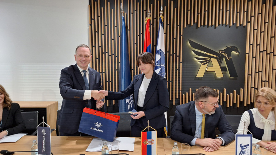 U vazduhu se oseća promena: "Er Srbija" započinje obuku mladih pilota i pilotkinja!