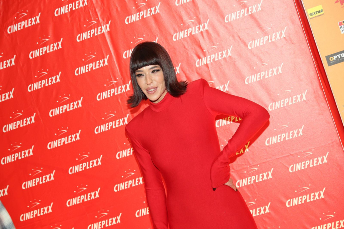 Spektakl pod punim gasom! 24sedam na premijeri domaćeg filma sa žestokom trkom "jugića" (FOTO/VIDEO)