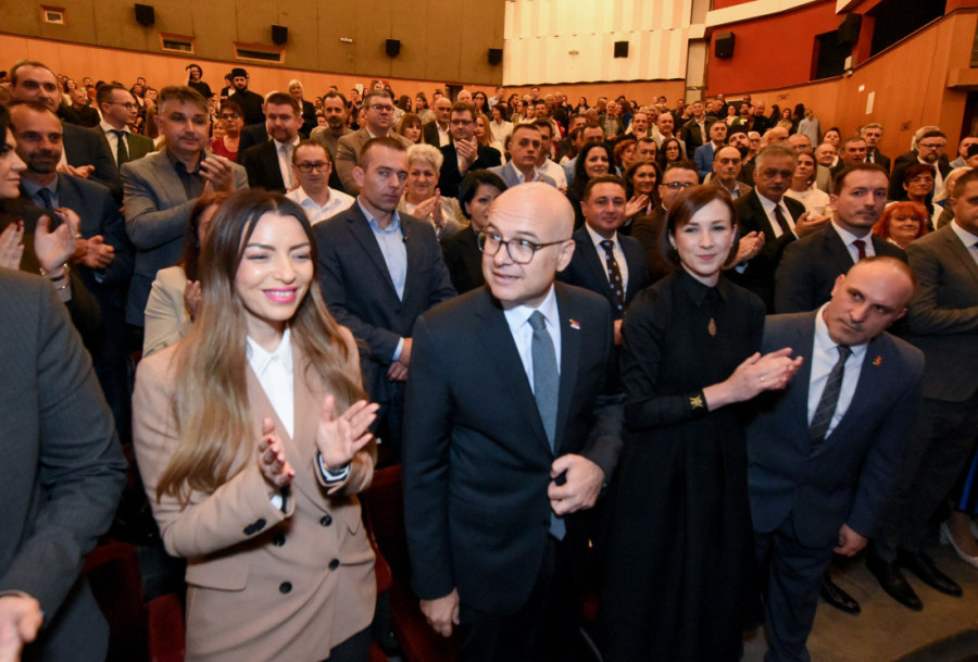 Obeležen Dan Opštine Trstenik: Vučeviću uručeno priznanje počasnog građanina (FOTO)