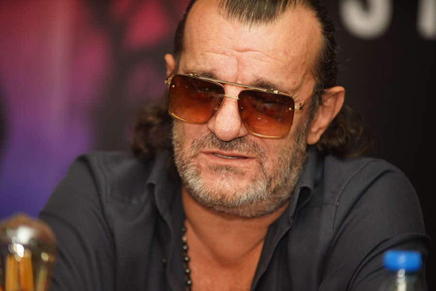 Željko Šašić napravio scenu usred aerodroma! "Vi ste svi jadni, neću da razgovaram sa vama!"