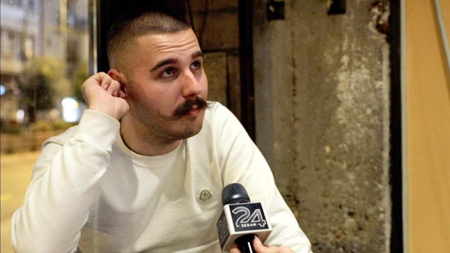 Popularnog repera devojka ujela za stomak! Agresivne su i iskorišćavaju ga: "Samo hoće lovu!"