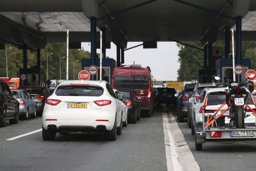 Sve što treba da znate o novim pravilima ulaska u EU: Ko će ih prvi primenjivati, ko ne mora da plati i šta da radite ako vas odbiju!