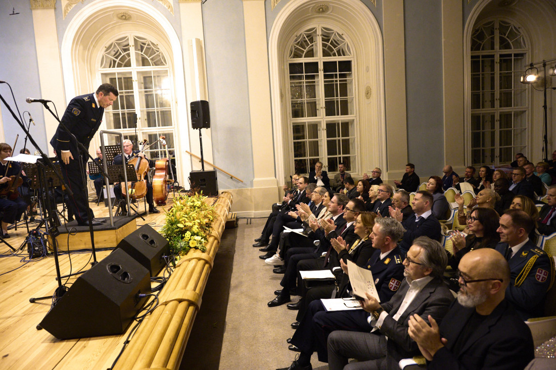 Mesec srpske kulture u Pragu: Nastupio ansambl "Stanislav Binički", prisustvovao i bivši predsednik Češke (FOTO/VIDEO)