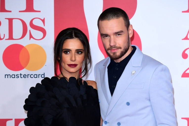 "Naš sin više nikada neće videti svog oca!" Oglasila se bivša devojka Lijama Pejna: Srce mi se slama!