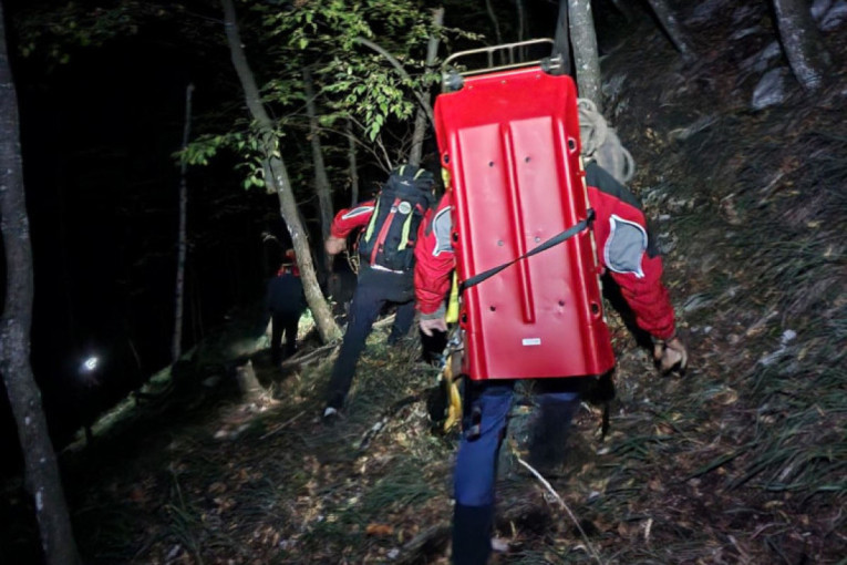 Herojski čin u Sarajevu: Žena izvučena iz nabujale reke (VIDEO)