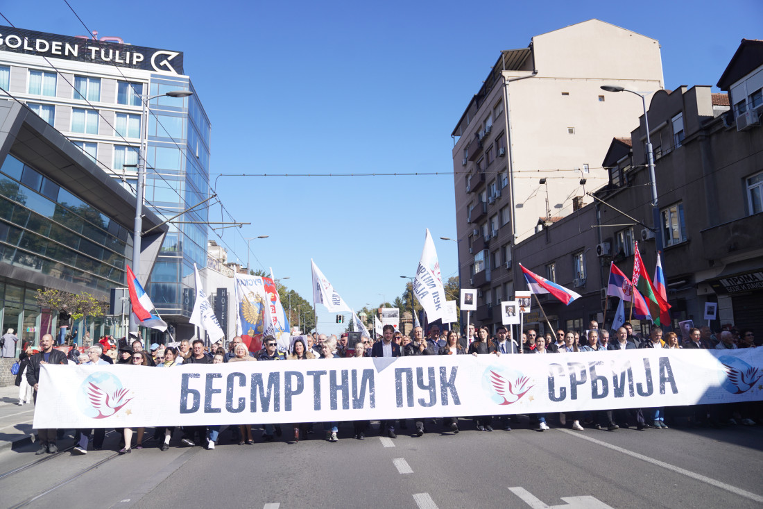 Obeležavanje Dana oslobođenja Beograda: Besmrtni puk na ulicama prestonice (FOTO/VIDEO)