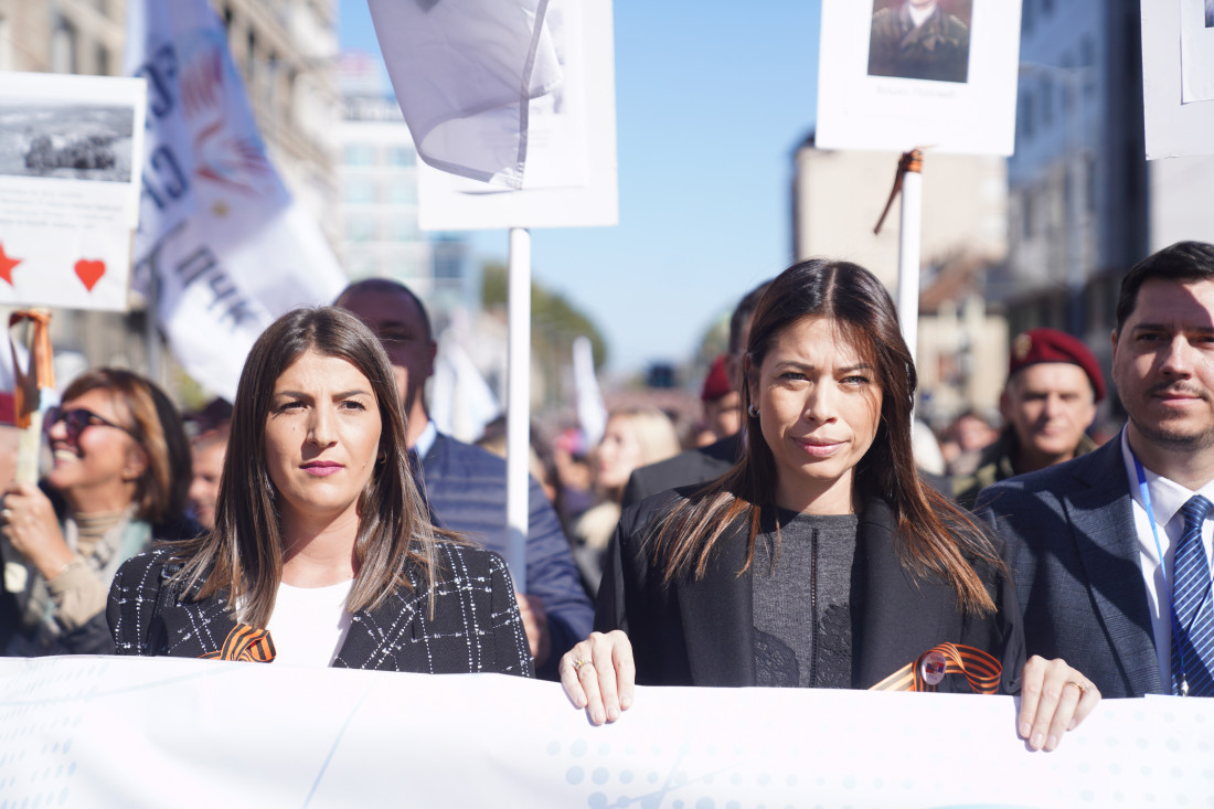 Obeležavanje Dana oslobođenja Beograda: Besmrtni puk na ulicama prestonice (FOTO/VIDEO)