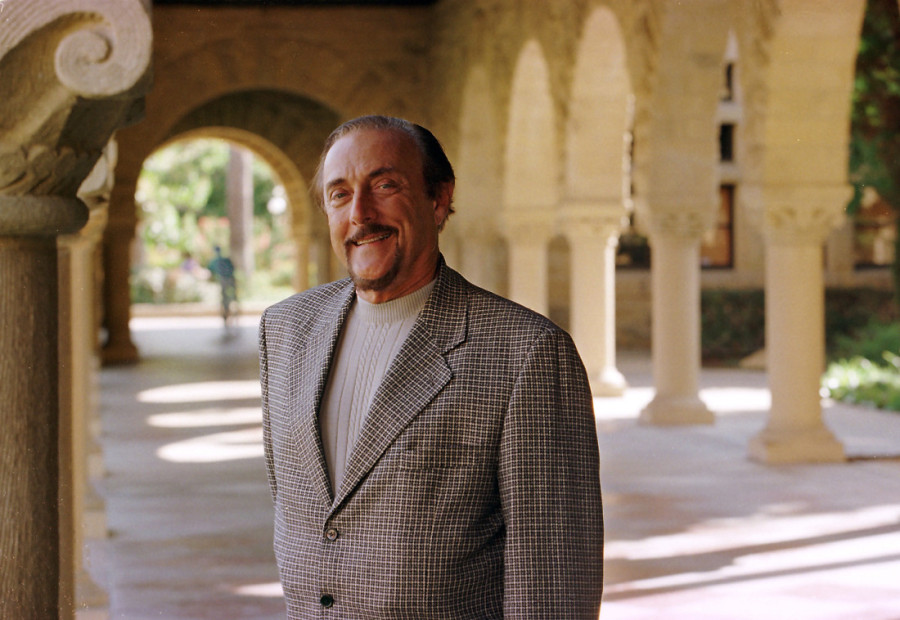 Umro doktor Filip Zimbardo: Sproveo je jedan od najkontroverznijih eksperimenata u istoriji psihologije