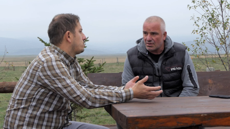 Vratio se na dedovinu i napravio raj u nestvarnoj prirodi: Karajukića Bunari su najhladnije, ali i jedno od najlepših sela u Srbiji (FOTO)