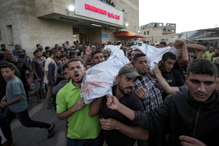 Pakao na zemlji! Učenici izašli iz škole, usledilo je bombardovanje, broje se žrtve današnjeg napada u Gazi