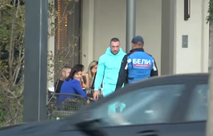 Jodžir divlja po Beogradu! Isplivao snimak incidenta s policijom, influenser napravio pometnju u elitnom naselju (VIDEO)