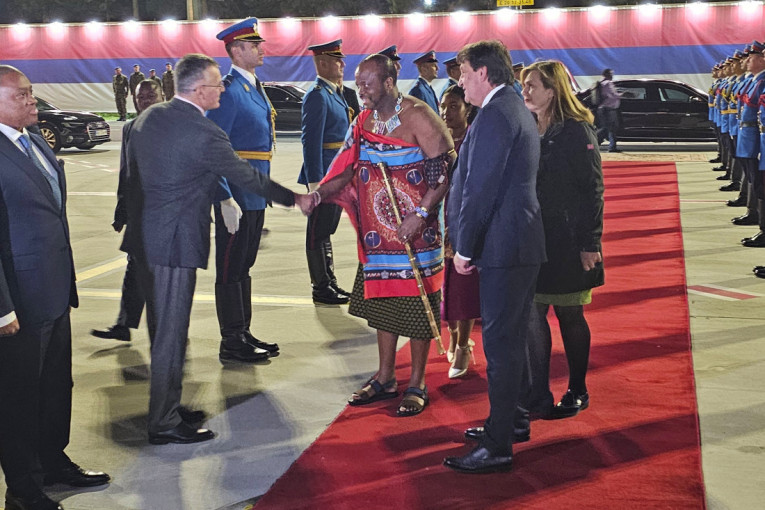 Kralj Esvatinija Msvati III završio posetu Srbiji (FOTO)