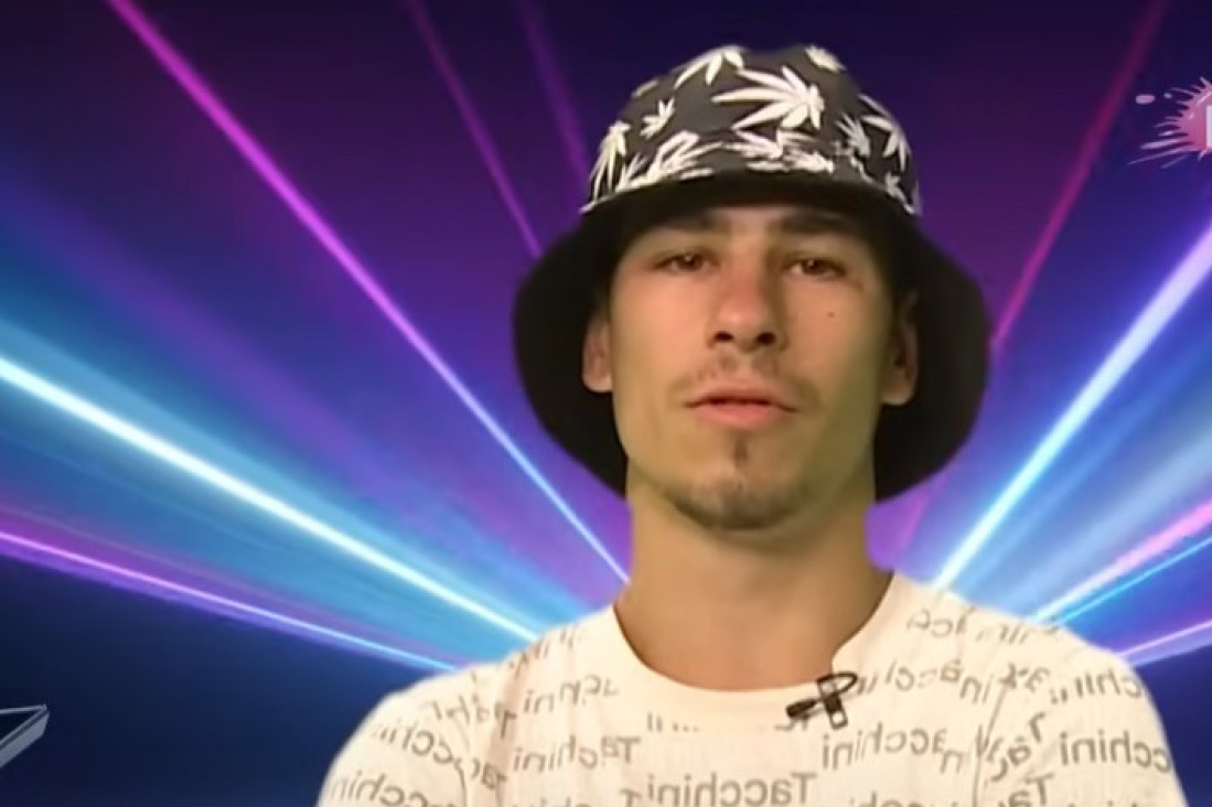 "On je manipulator!" Prvo oglašavanje brata učesnika "Elite" koji je išao na DNK analizu: Njihova majka roni suze!