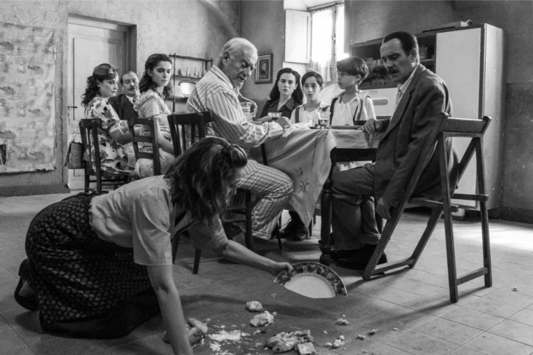 Besplatna projekcija filma koji je šokirao Italiju i bio gledaniji od "Barbi" i "Openhajmera": Surova priča o nasilju nad ženama (VIDEO)