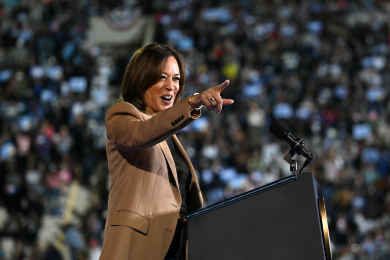 Kamala Haris glavni kandidat demokrata za predsednicu SAD: Nova anketa iznenadila