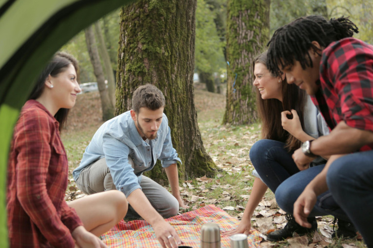 Četiri horoskopska znaka koji najviše uživaju s društvom u prirodi: Žude da provedu što više vremena napolju